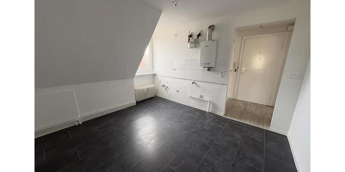 Dachgeschoßwohnung Bremerhaven Geestemünde - 3 Zimmer, 56 m&sup2;, 399&euro; | Angebot:24628490