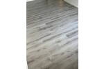 Frisch renovierte 3-Zi.-Whg., EBK, Balkon, Loggia, DG-Raum in zentraler Lage Bremen-Walle