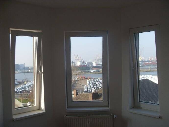 Etagenwohnung Bremerhaven Mitte - 2 Zimmer, 66 m&sup2;, 400&euro; | Angebot:24855724