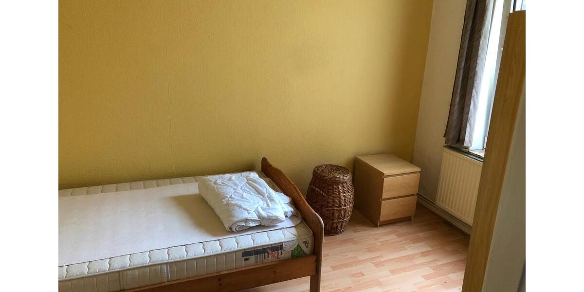 Etagenwohnung Bremerhaven Mitte - 2 Zimmer, 40 m&sup2;, 295&euro; | Angebot:26327636