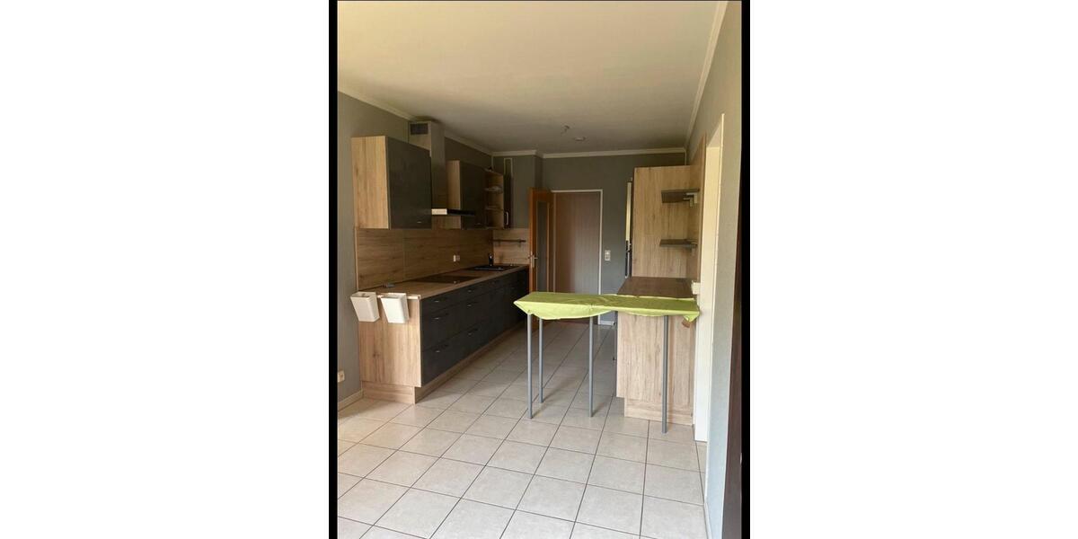 Erdgeschoßwohnung Bremerhaven Lehe - 3 Zimmer, 92 m&sup2;, 130.000&euro; | Angebot:26104409