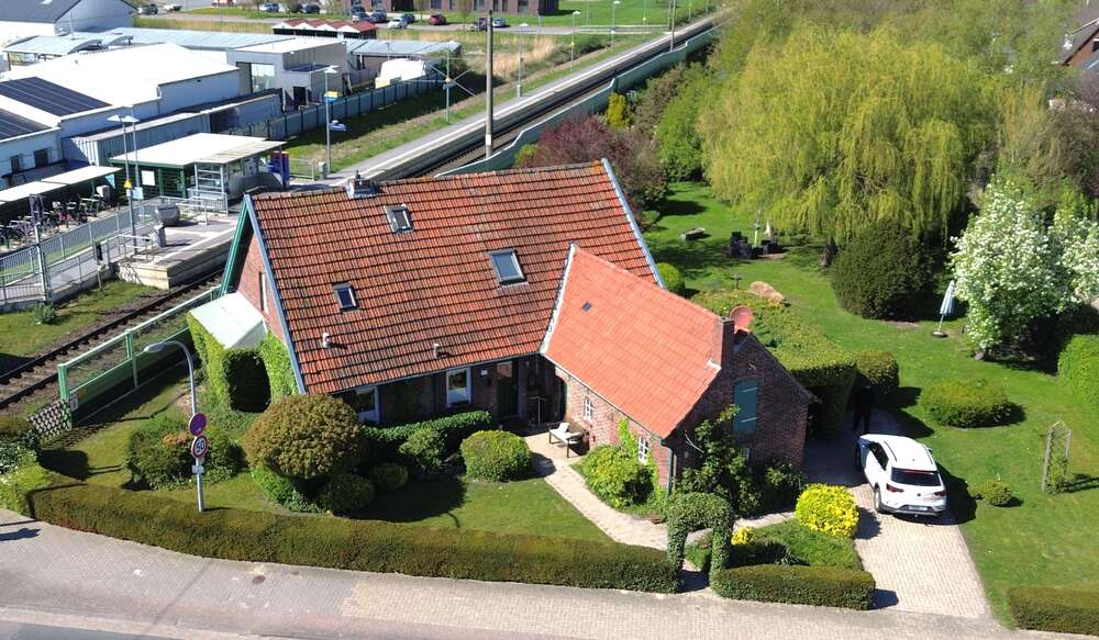 Einfamilienhaus Brake - 5 Zimmer, 144 m&sup2;, 240.000&euro; | Angebot:26382783