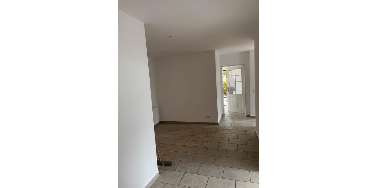 Erdgeschoßwohnung Brake (Unterweser) - 4 Zimmer, 94 m&sup2;, 740&euro; | Angebot:26655670