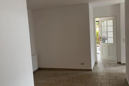 Wohnung Brake (Unterweser) - 4 Zimmer, 94 m&sup2;, 740&euro; | Angebot:26655670
