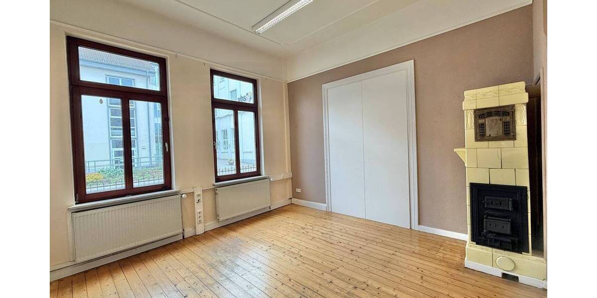 Mehrfamilienhaus, Wohnhaus Brake - 9 Zimmer, 275 m&sup2;, 298.000&euro; | Angebot:26798701