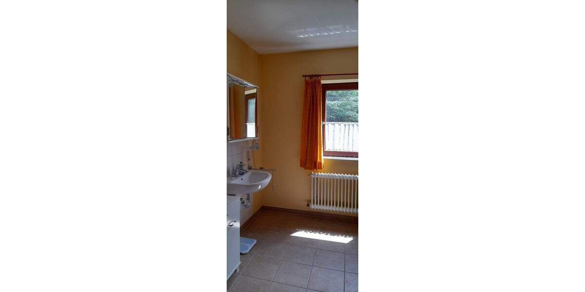 Einfamilienhaus Nordenham Einswarden - 1 Zimmer, 252 m&sup2;, 125.000&euro; | Angebot:25845976