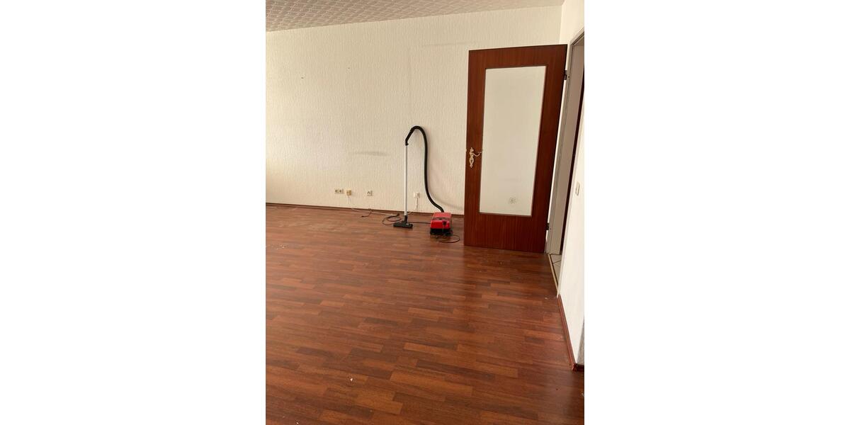 Etagenwohnung Bremerhaven Mitte - 1 Zimmer, 56 m&sup2;, 160.000&euro; | Angebot:26131420