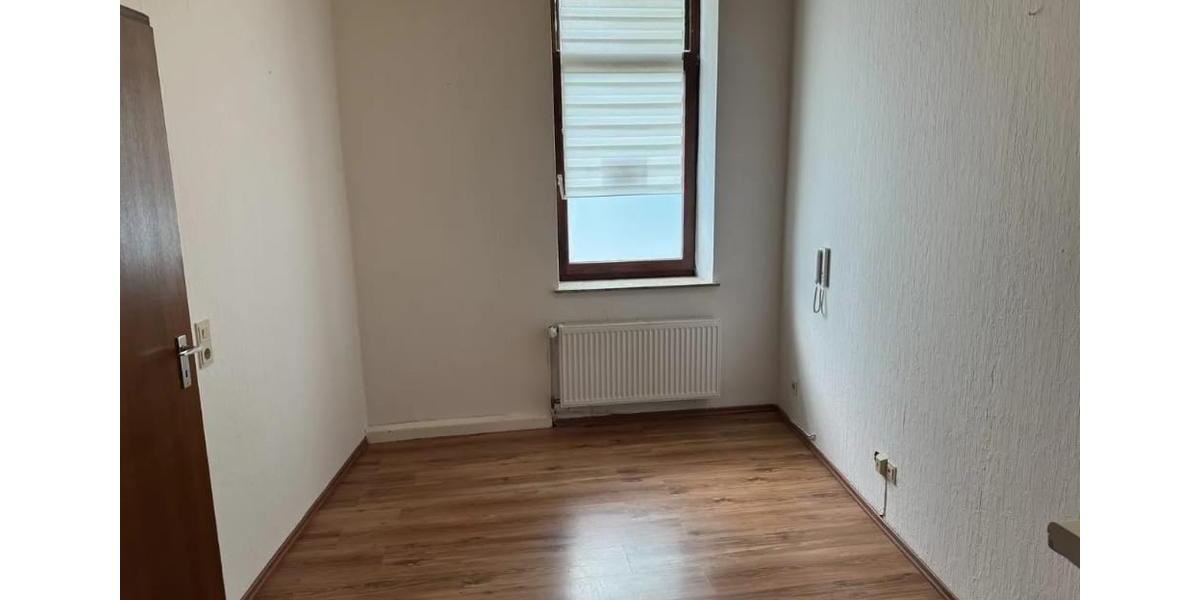 Erdgeschoßwohnung Bremerhaven Mitte - 3 Zimmer, 44 m&sup2;, 68.000&euro; | Angebot:27112736