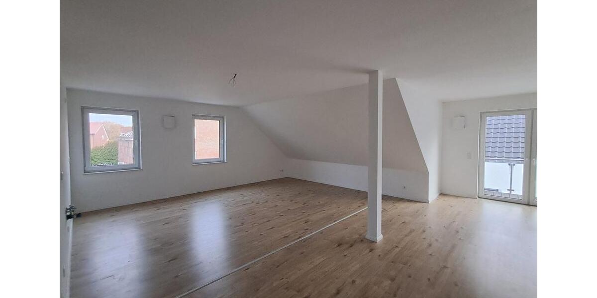 Anfragen NUR per E-Mail. Beliebte Wulsdorf. Bj 2022. Gepflegte 3-Zimmer 87 qm Wohnung mit offener Küche, Balkon, Aufzug, GarderobenraumAK, Fußbodenheizung und PKW-Stellplatz. 3 zimmer