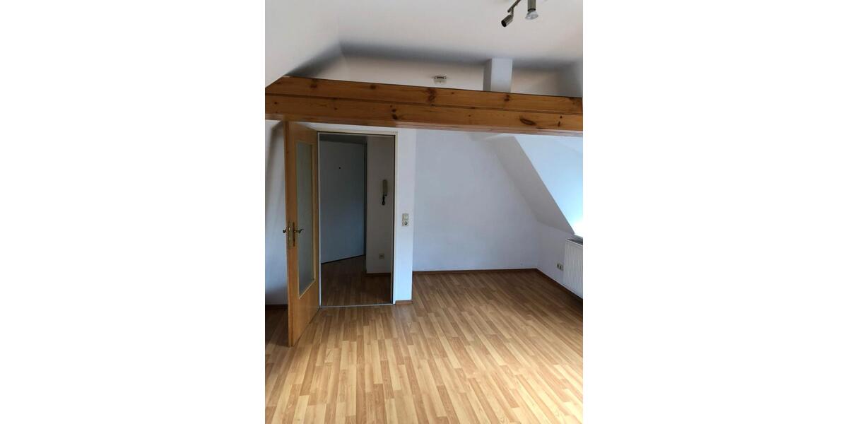 Dachgeschoßwohnung Wilhelmshaven Heppens - 2 Zimmer, 55 m&sup2;, 456&euro; | Angebot:26702147