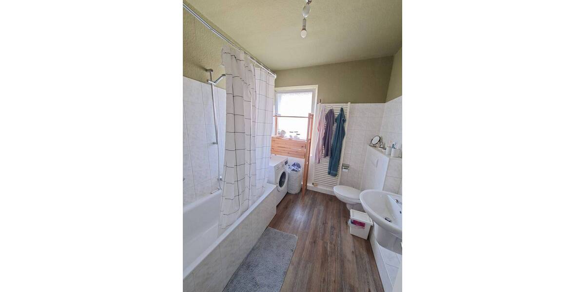 Etagenwohnung Bremerhaven Geestemünde - 3 Zimmer, 76 m&sup2;, 535&euro; | Angebot:26912955