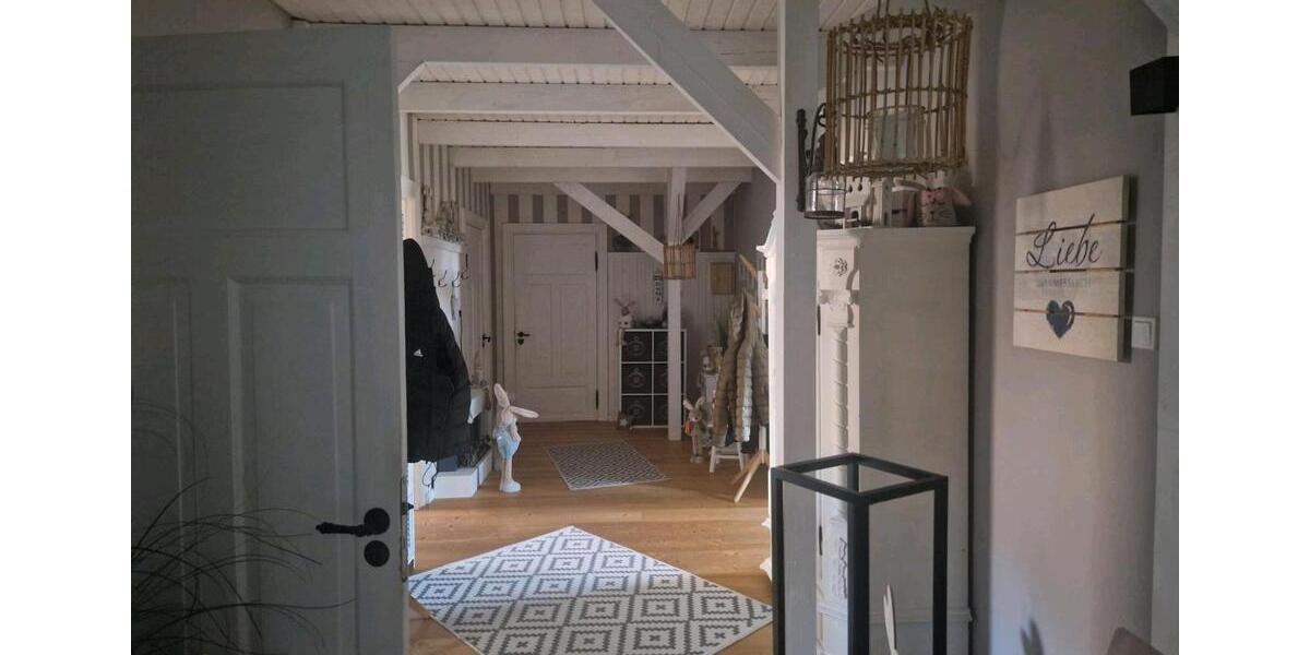 Etagenwohnung Nordenham - 4 Zimmer, 124 m&sup2;, 169.000&euro; | Angebot:26482321