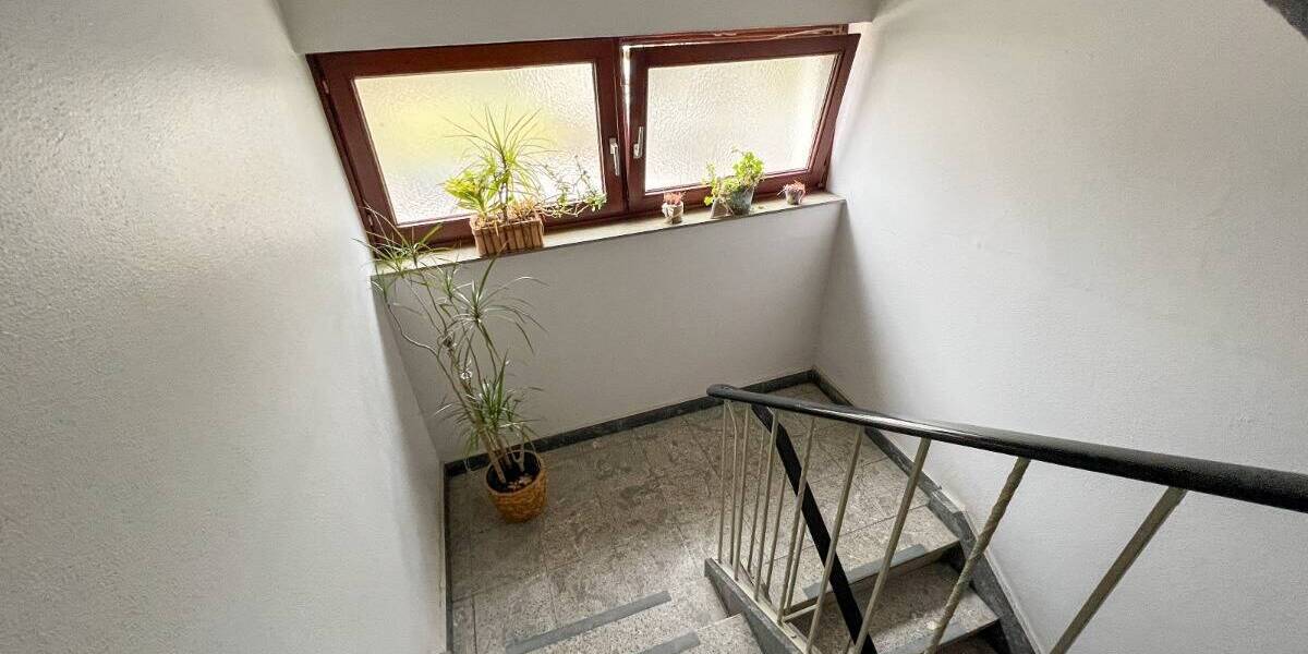 Etagenwohnung Bremerhaven Lehe - 4 Zimmer, 76 m&sup2;, 90.000&euro; | Angebot:26358553