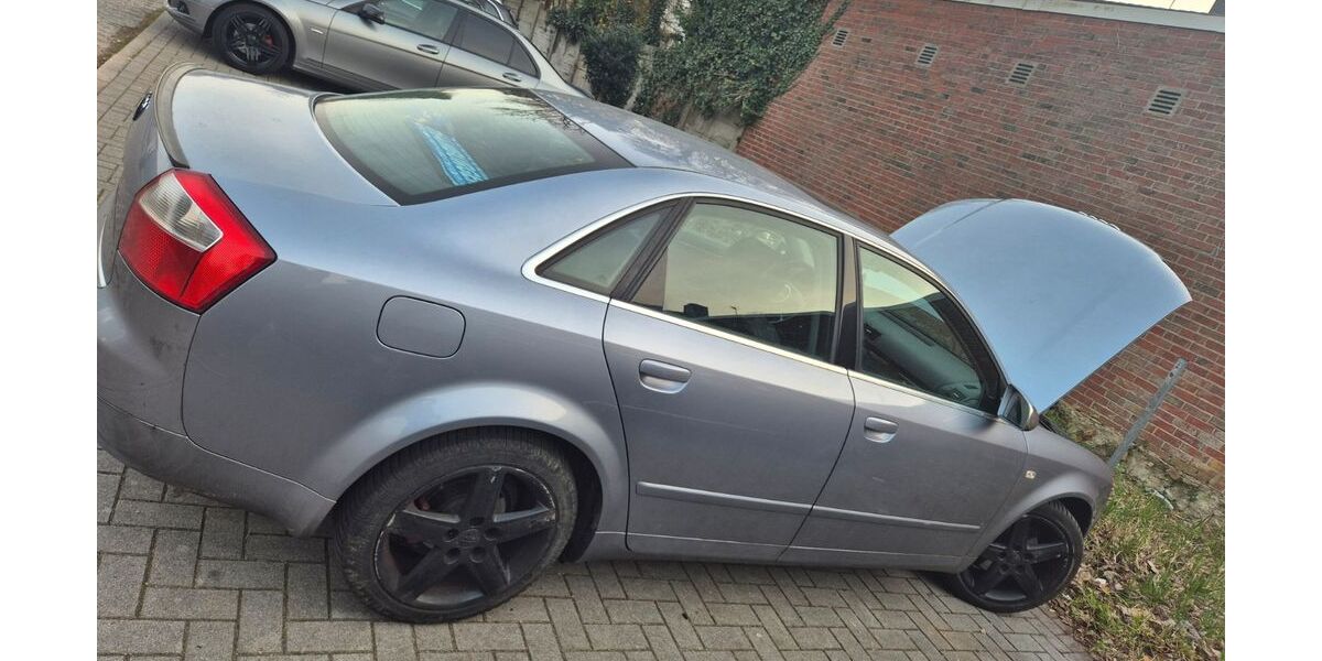 Audi A4 303.400 km 1.175 &euro; Beverstedt 27616