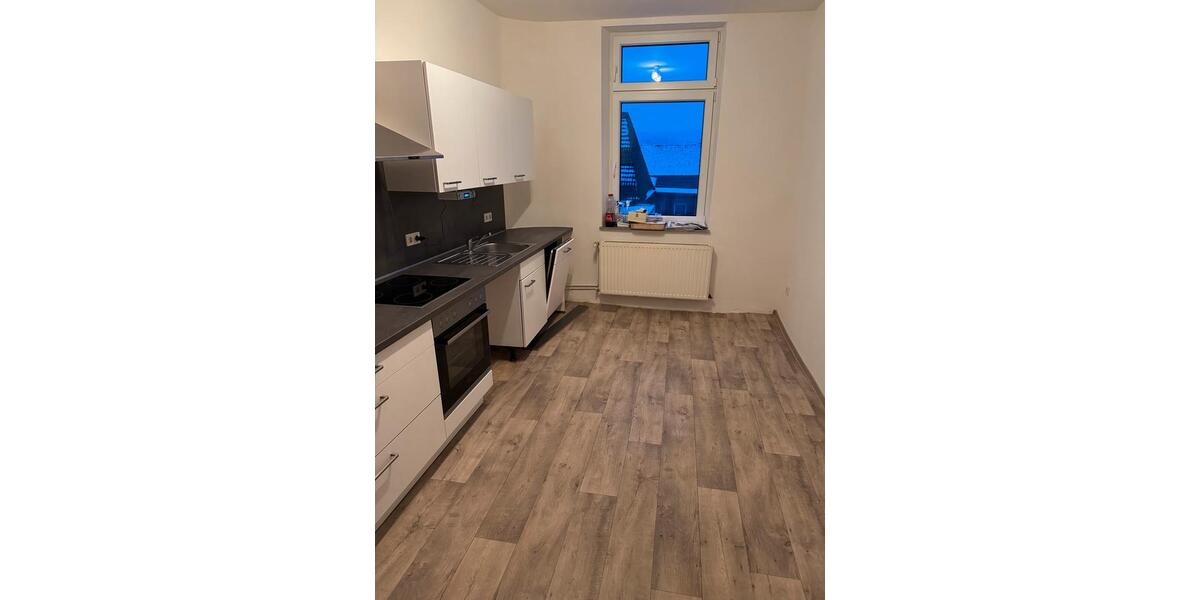 Etagenwohnung Nordenham - 4 Zimmer, 90 m&sup2;, 720&euro; | Angebot:25281963