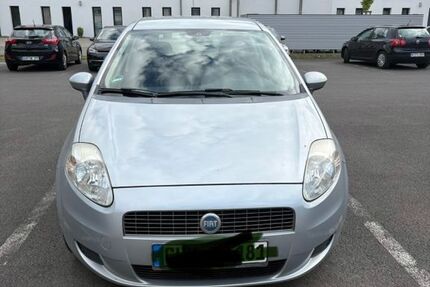Fiat Grande Punto 141.000 km 1.450 &euro; Wurster Nordseeküste 27639