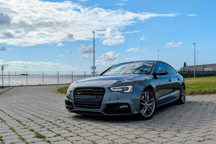 Audi A5 246.000 km 13.499 &euro; Bremerhaven 27568