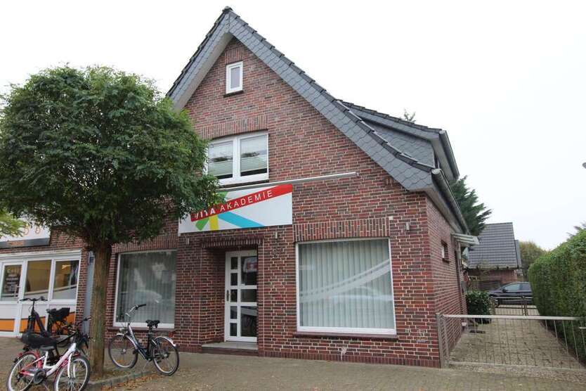 Büro in Brake 600 € 106.6 m²