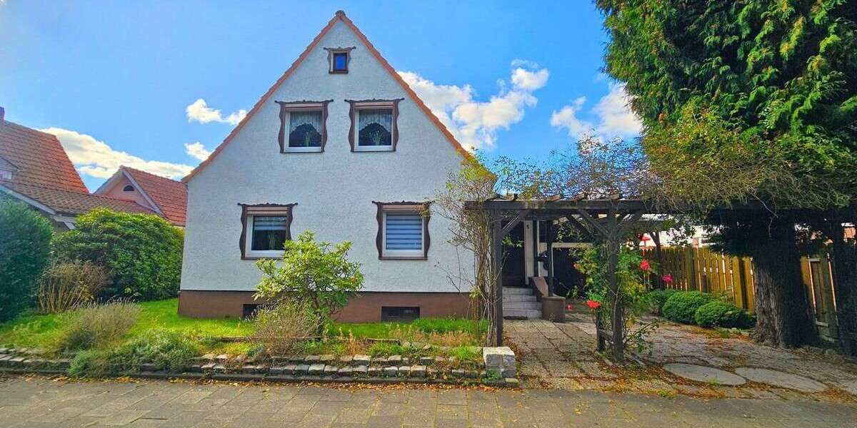 Haus zum Kaufen in Bremerhaven Wulsdorf 195.000 € 125 m² 6 zimmer