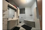 Etagenwohnung Bremerhaven Mitte - 5 Zimmer, 130 m&sup2;, 140.000&euro; | Angebot:27218440