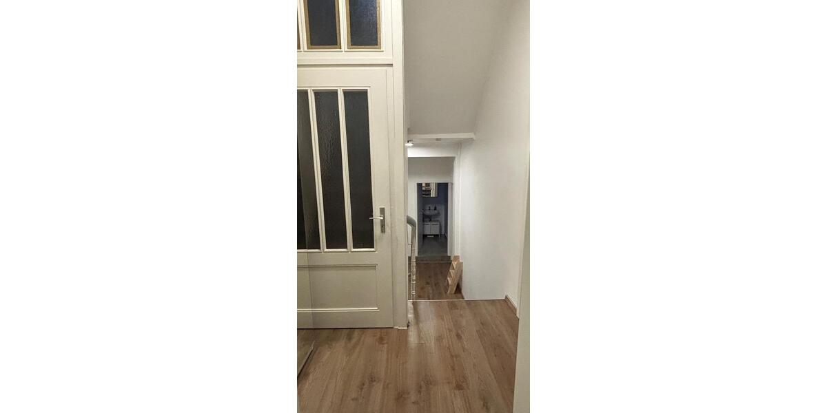 Doppelhaushälfte Nordenham - 10 Zimmer, 290 m&sup2;, 499.000&euro; | Angebot:27023189