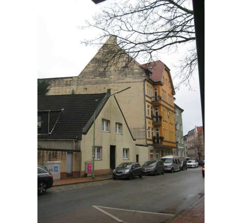 Wohnung zum Kaufen in Bremerhaven 74.900 € 88 m²