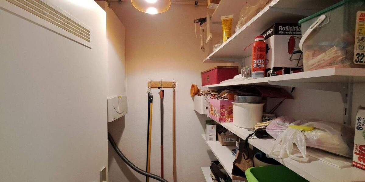 Etagenwohnung Bremerhaven Lehe - 2 Zimmer, 68 m&sup2;, 440&euro; | Angebot:25749038