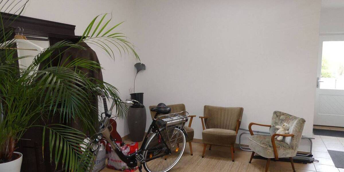 Gewerbeobjekt Butjadingen Burhave - 4 Zimmer, 107 m&sup2;, 1.000&euro; | Angebot:26189942