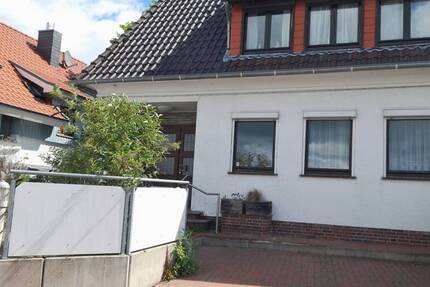 Haus Brake - 6 Zimmer, 137 m&sup2;, 430.000&euro; | Angebot:26672983