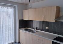 Geräumige 75 m² 3-Zimmer-Wohnung + Abstellraum mit Einbauküche