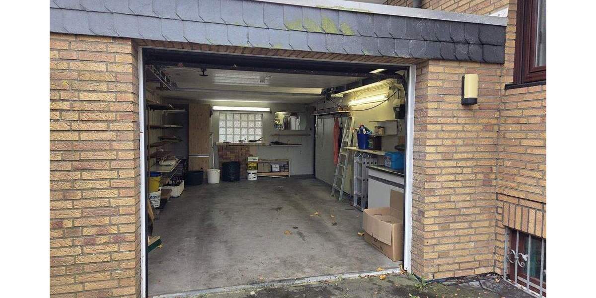 ruhig gelegener Bungalow mit Vollkeller, großer Garage und Gartenhaus 3 zimmer