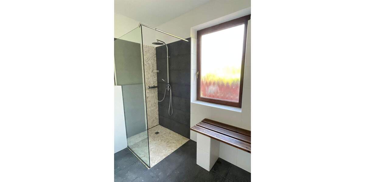 VERKAUFT! Gepflegtes Mehrfamilienhaus mit Garten in Loxstedt! 1 zimmer