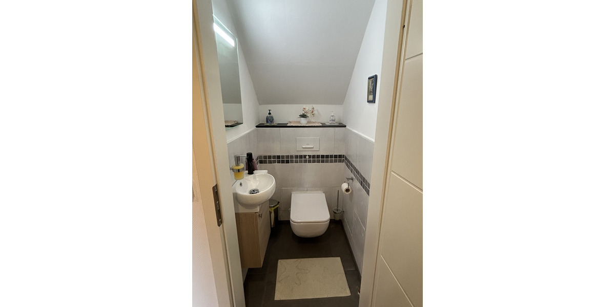 Einfamilienhaus Brake Kirchhammelwarden - 5 Zimmer, 166 m&sup2;, 299.000&euro; | Angebot:25684260