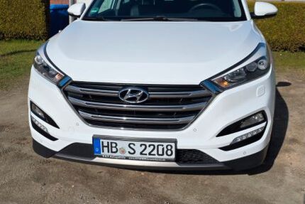 Hyundai TUCSON 139.000 km 13.500 &euro; Bremerhaven 27574
