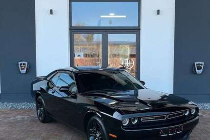 Dodge Challenger 33.644 km 36.500 € Geestland 27607
