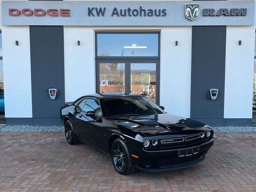 Dodge Challenger 33.644 km 36.500 € Geestland 27607