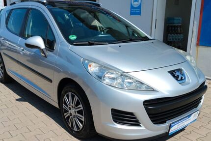 Peugeot 207 93.842 km 3.999 € Jade 26349