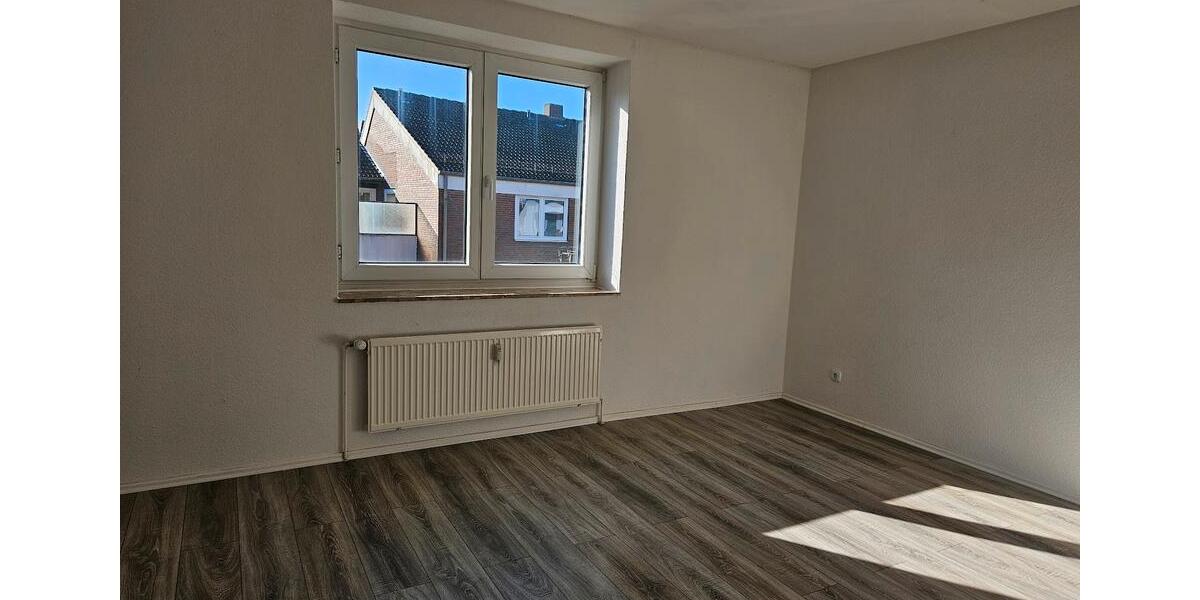 Dachgeschoßwohnung Bremerhaven Wulsdorf - 3 Zimmer, 59 m&sup2;, 457&euro; | Angebot:25372313