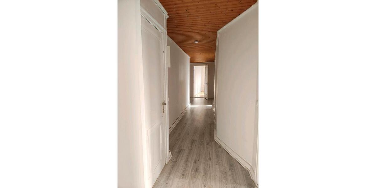 Etagenwohnung Bremerhaven - 4 Zimmer, 116 m&sup2;, 850&euro; | Angebot:24778611