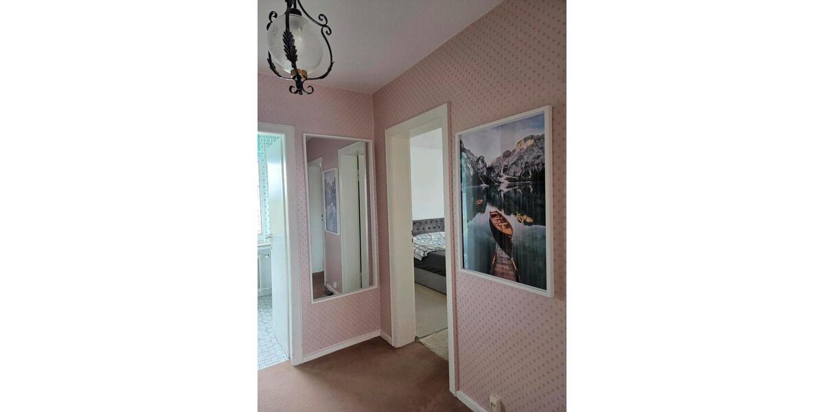 Etagenwohnung Bremerhaven Mitte - 2 Zimmer, 63 m&sup2;, 650&euro; | Angebot:26346427