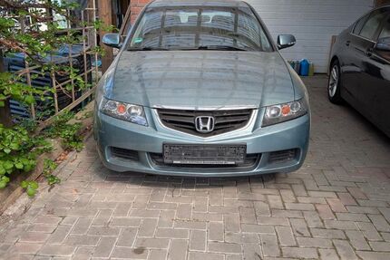 Honda Accord 260.000 km 1.900 &euro; offenwarden 27628