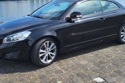Volvo C70 59.840 km 15.950 &euro; Bremerhaven 27570