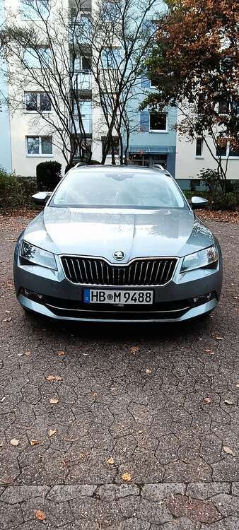 Skoda Superb 156.936 km 15.500 € bremerhaven 27574