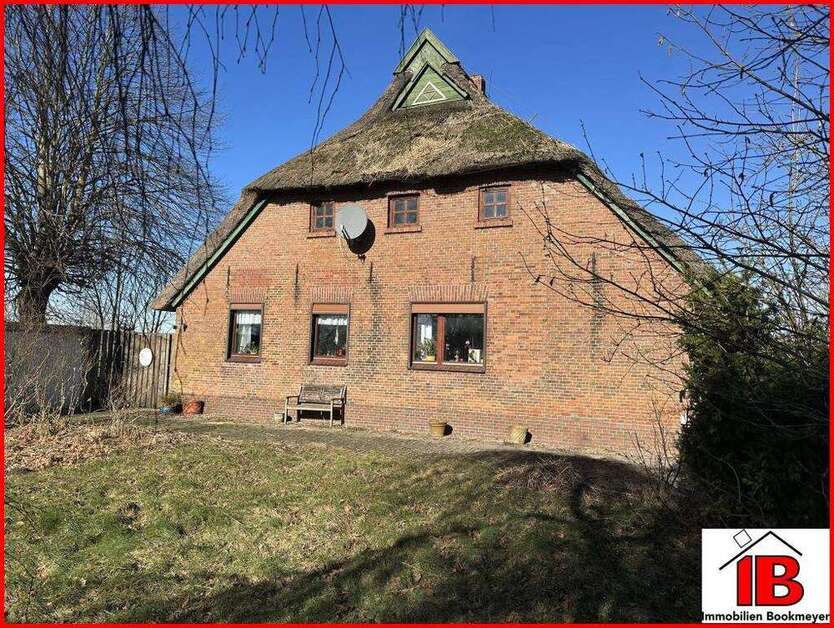 Haus zum Kaufen in Stadland 129.000 € 196 m²