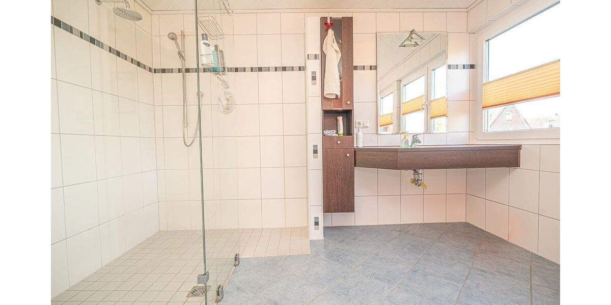 Einfamilienhaus Wilhelmshaven Heppens - 5 Zimmer, 151 m&sup2;, 299.000&euro; | Angebot:25670837