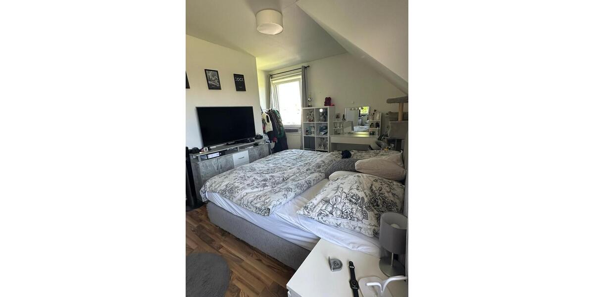 Etagenwohnung Nordenham - 2 Zimmer, 67 m&sup2;, 530&euro; | Angebot:26564233