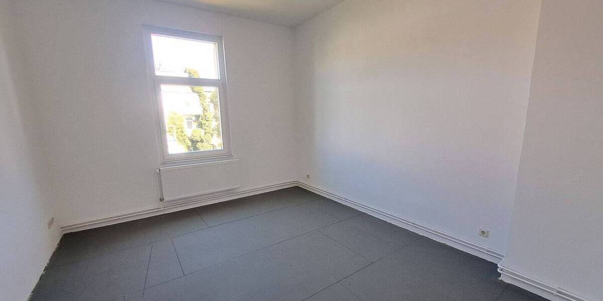 Etagenwohnung Bremerhaven Lehe - 4 Zimmer, 84 m&sup2;, 580&euro; | Angebot:26817383