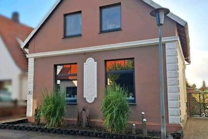 Haus Brake (Unterweser) - 4 Zimmer, 114 m&sup2;, 1.150&euro; | Angebot:26004349