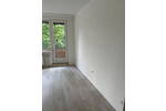 Frisch renovierte 3-Zi.-Whg., EBK, Balkon, Loggia, DG-Raum in zentraler Lage Bremen-Walle