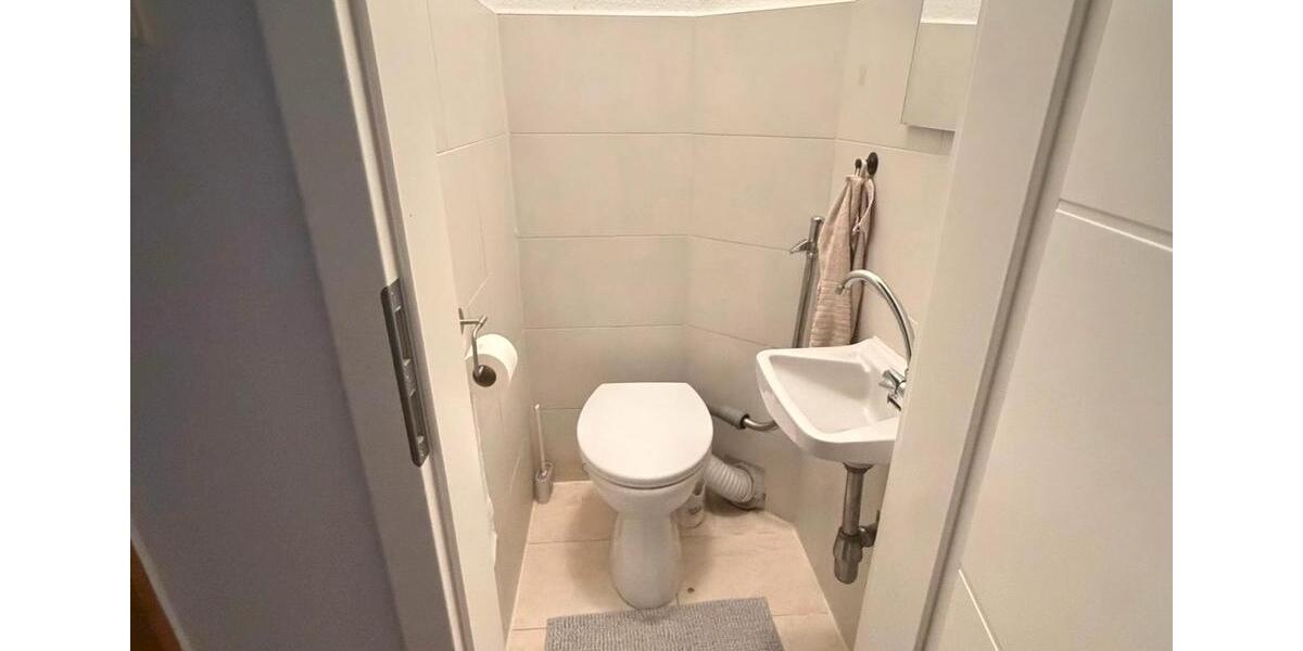 Erdgeschoßwohnung Bremerhaven Geestemünde - 5 Zimmer, 135 m&sup2;, 1.590&euro; | Angebot:24719896